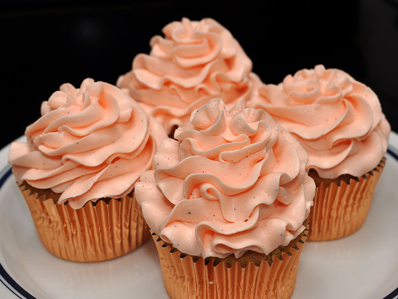 Best peach cupcakes ever<br>February 20